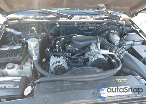 1998 Oldsmobile Bravada из США, поврежденный, VIN 1GHDT13W4W2728877